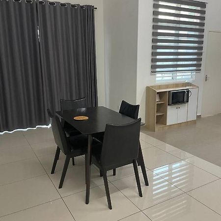 JC 7799 Homestay Jasin Perdana Bagian luar foto